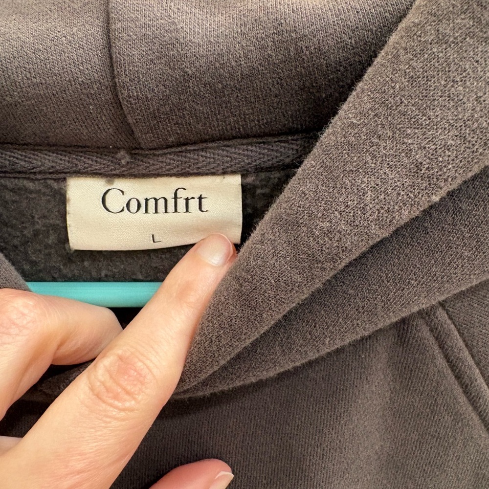 Comfrt Hoodie and Sweatpants Set - Unisex Large - Picture 5 of 6